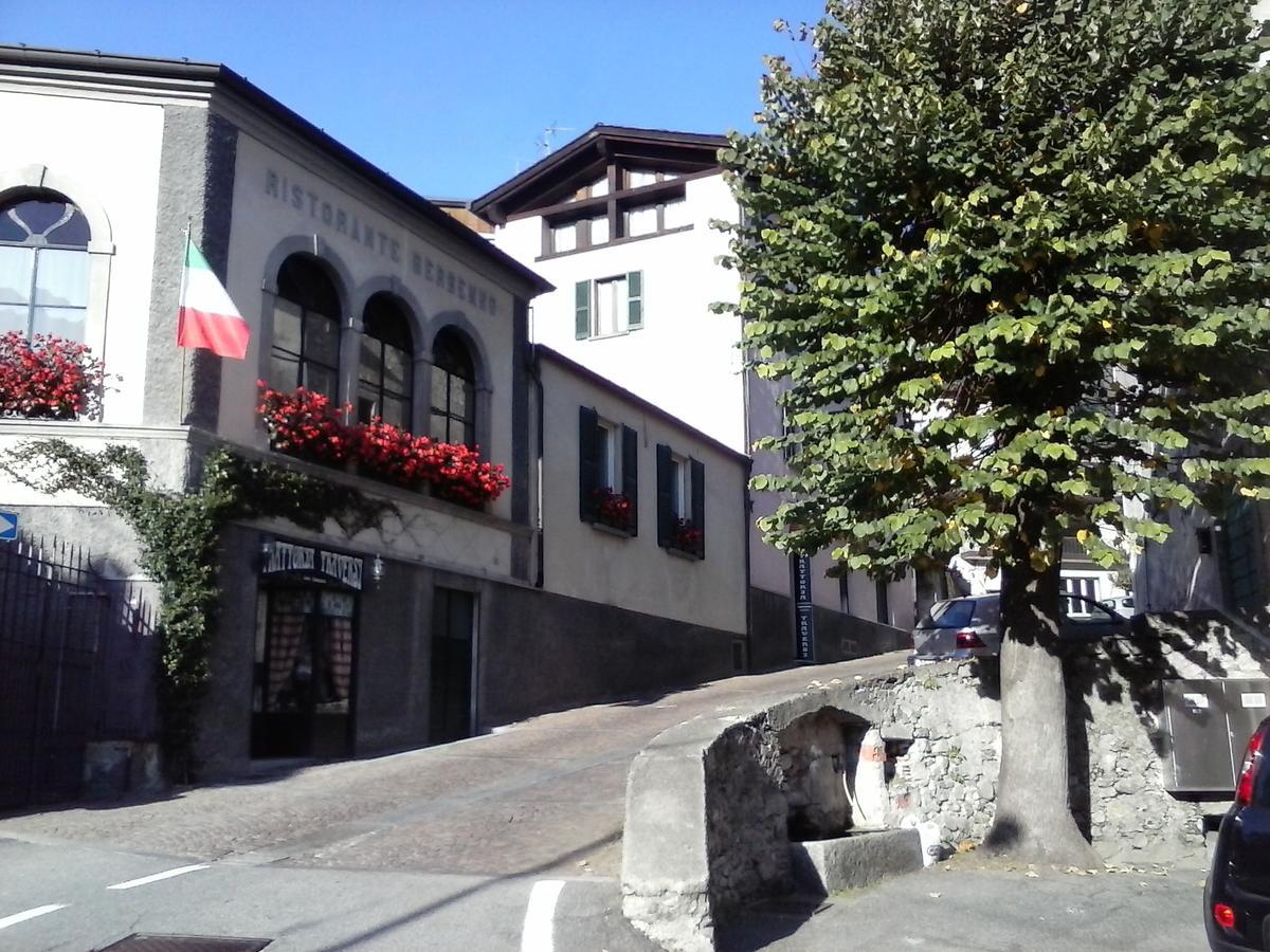 Trattoria Traversi Berbenno di Valtellina Esterno foto