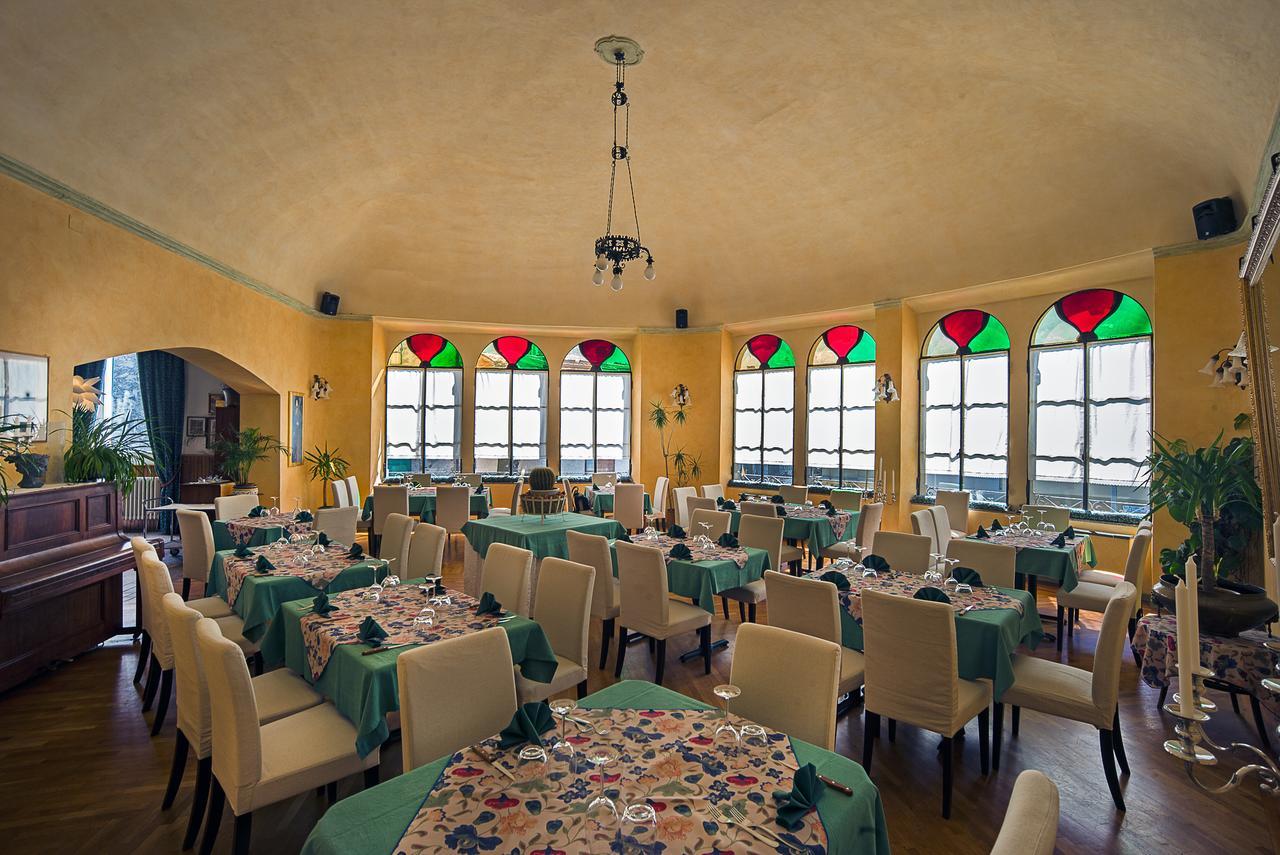 Trattoria Traversi Berbenno di Valtellina Esterno foto