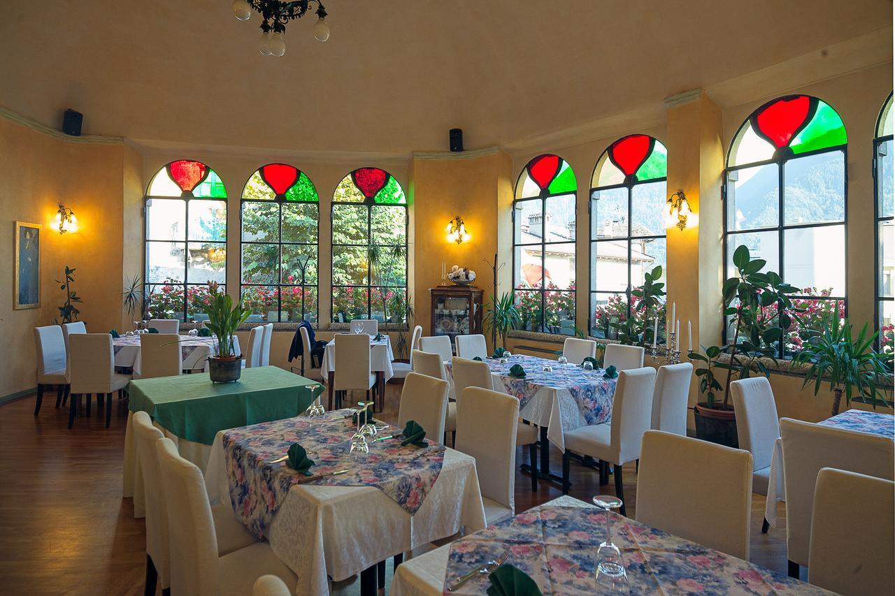 Trattoria Traversi Berbenno di Valtellina Esterno foto