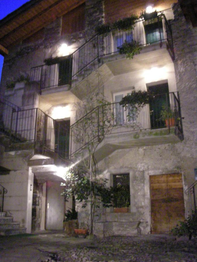 Trattoria Traversi Berbenno di Valtellina Camera foto